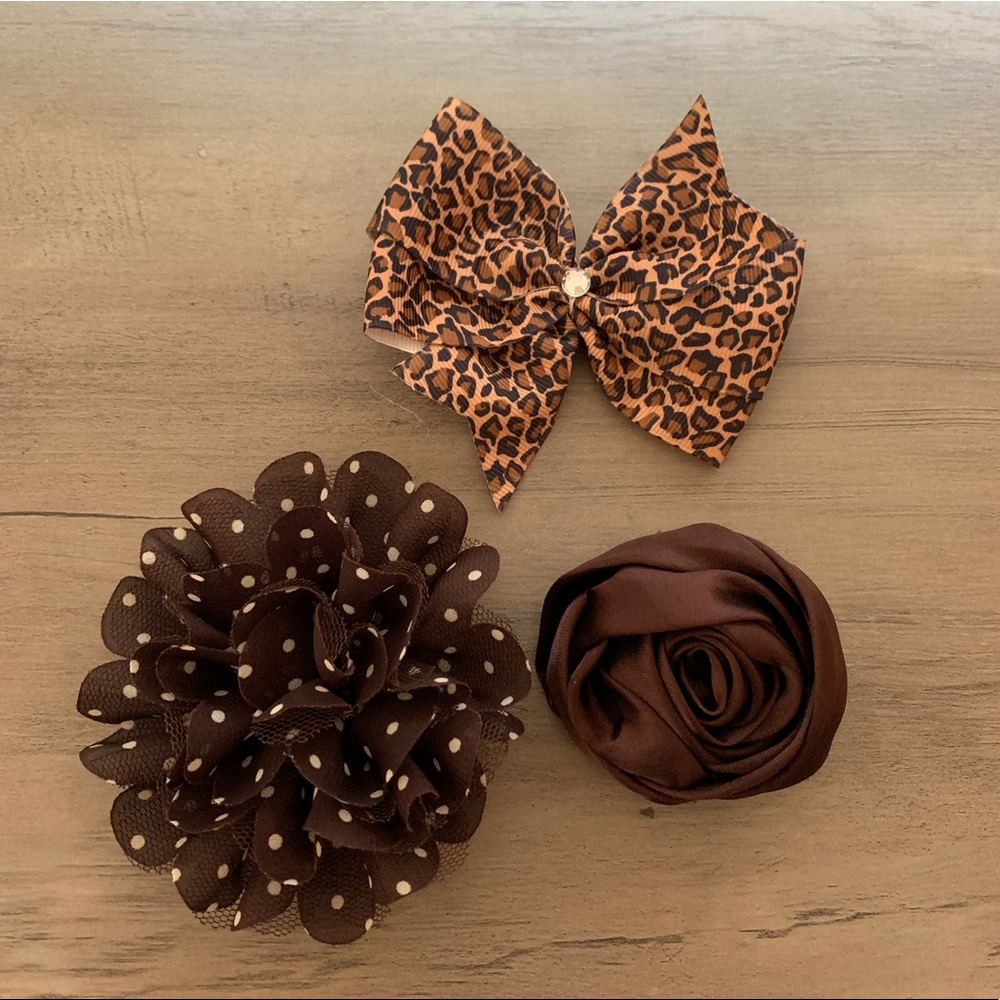 Animal print hair bow & brown hair clip set (used)